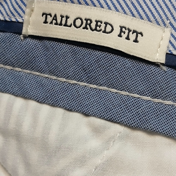 Jos. A. Bank Flat Front Shorts NWT - Picture 3 of 6